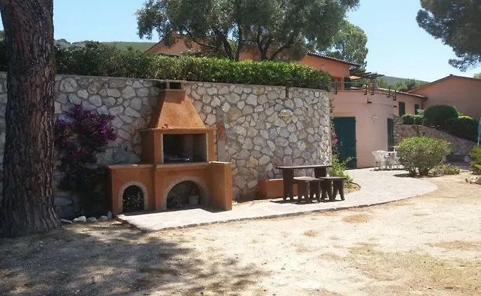 Claudia * Capoliveri (Isola d'Elba)